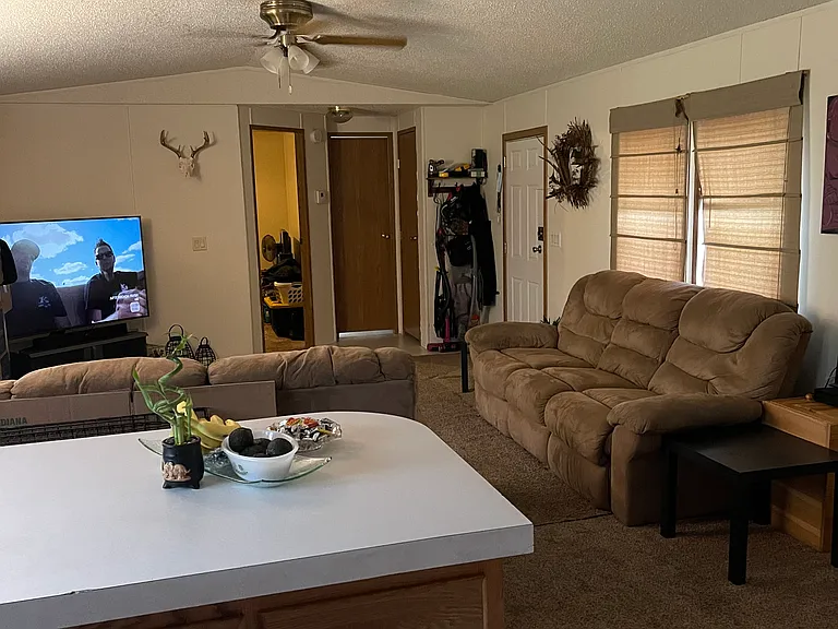 24281 Field Ln — Photo 3