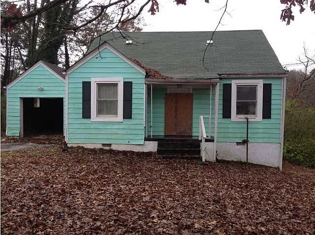 2nd image of 3008 Peggy Ln