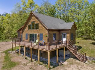 56 Grist Mill Ln, Buxton, ME 04093