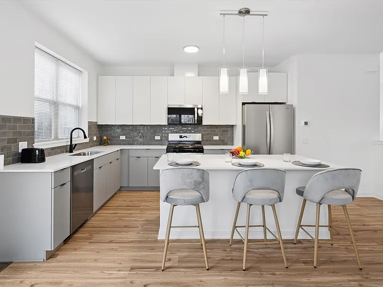 Waverly Creek Townhomes — Photo 13