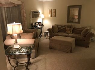 40 Medford Ct, Red Bank, NJ