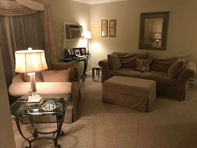 40 Medford Ct photo 1