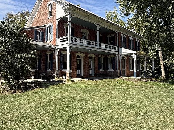 2nd image of 1335 Prospect Rd