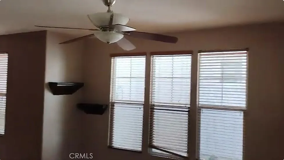 3 bed, 2.5 bath, 1460 sqft, $4,599 — Photo 4