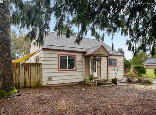 1055 Hardcastle Ave, Woodburn, OR