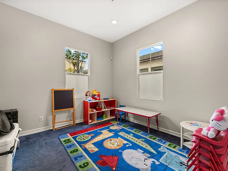 13190 Murano Ave — Photo 35