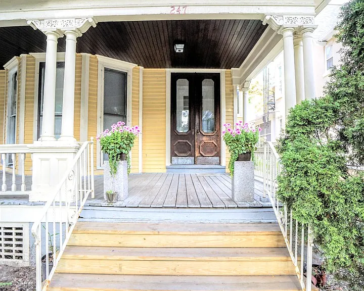 247 Meigs St — Photo 10