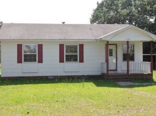 17160 Barnes Dr, Laurinburg, NC 28352