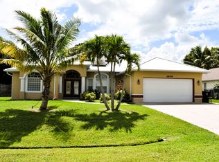 1609 SE Ridgewood St, Port Saint Lucie, FL 34952