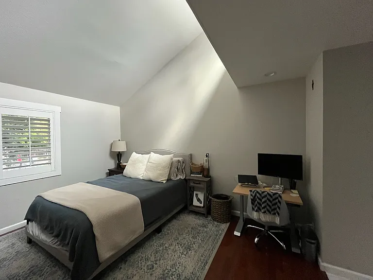 206 W Prospect Ave #F — Photo 9