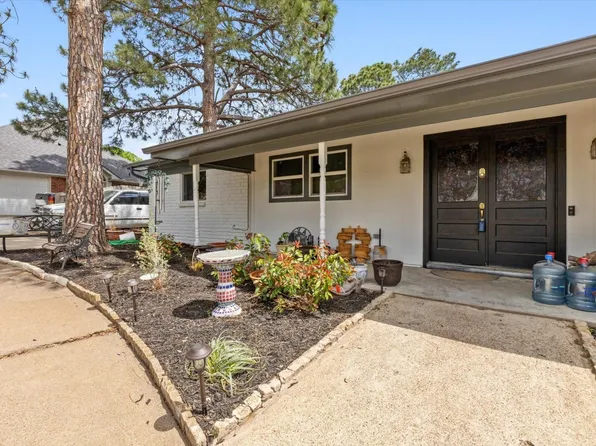 3705 Mission Ct, Granbury, TX 76049