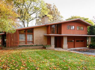 5235 Ridgebrook Dr, Portage, MI 49002