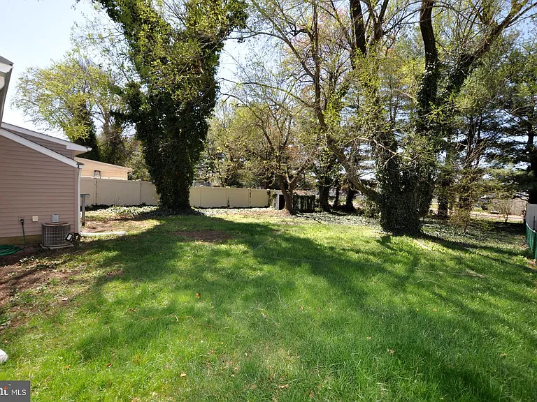 432 N Coles Ave — Photo 22