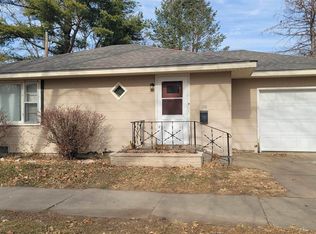 128 W State St, Lindsborg, KS 67456