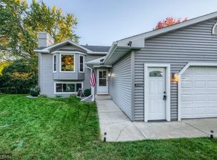 4217 Braddock Trl, Eagan, MN 55123