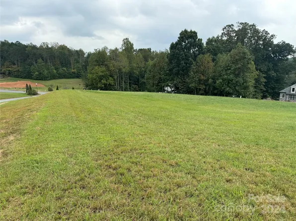 4122 Ridge Rd NE #86, Conover, NC 28613