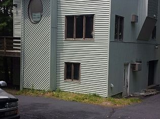 119 Runnymede Dr, East Stroudsburg, PA 18301