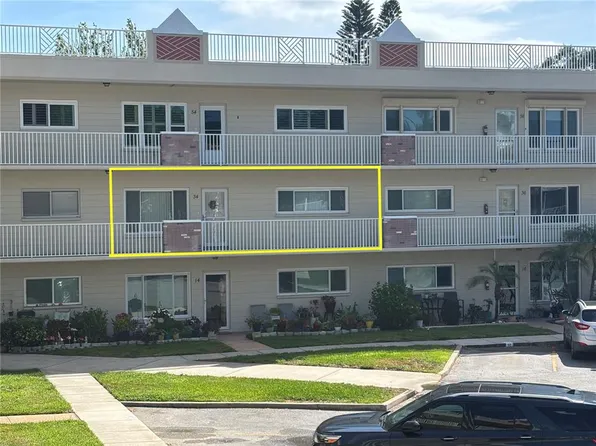 2262 Swedish Dr APT 34, Clearwater, FL 33763