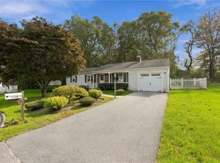 74 Cindy Ln, Warwick, RI 02886
