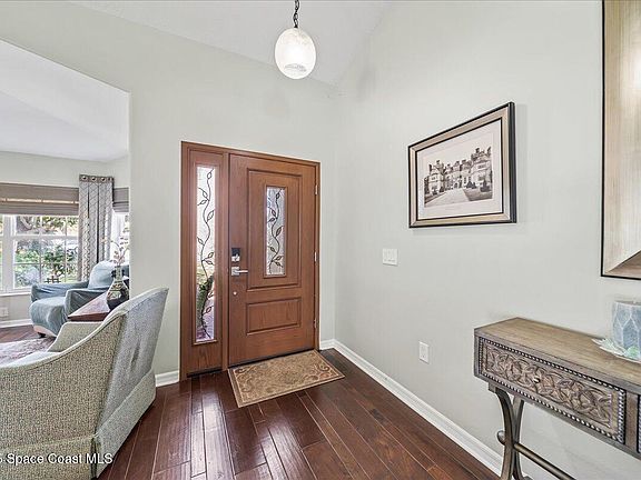 5th image of 4080 Chardonnay Dr