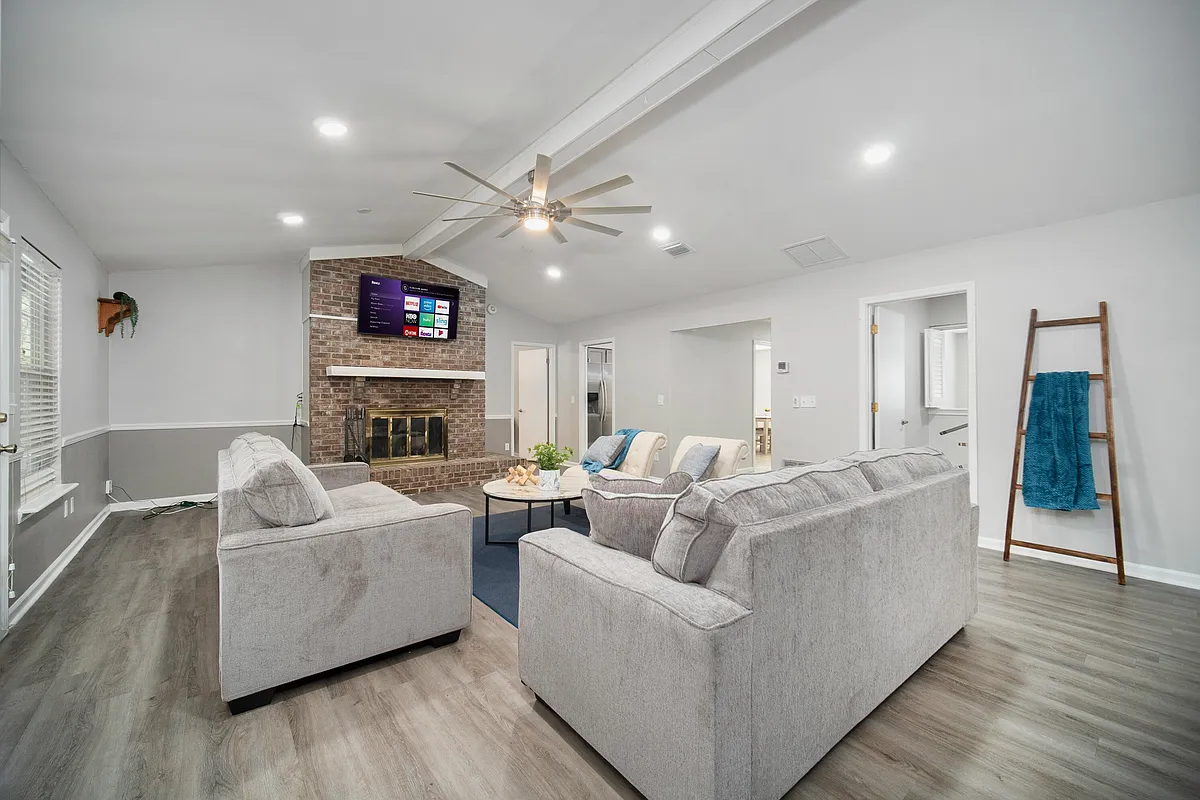 Building Photo - 5177 Julington Forest Dr S