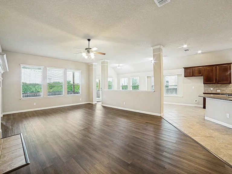 3214 Motley Trl — Photo 10