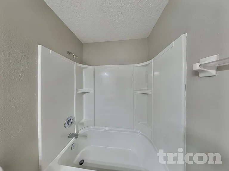 96401 Commodore Point Dr — Photo 3