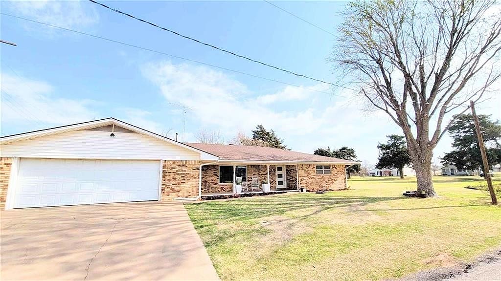 103 W Michigan Ave, Corn, OK 73024 Zillow
