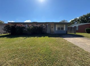 1214 Gladiolus St, Bossier City, LA 71112