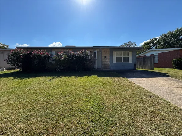1214 Gladiolus St, Bossier City, LA 71112
