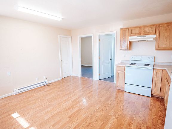 3rd image of 1820 3rd St #8