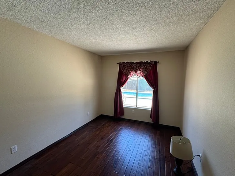791 Kingfisher Ct — Photo 12