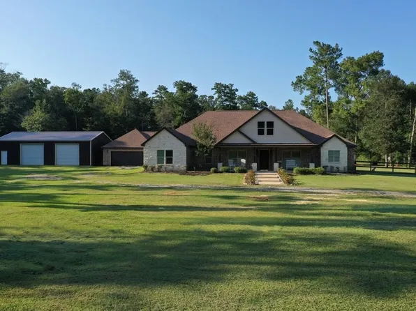 2210 Fm 82, Kirbyville, TX 75956