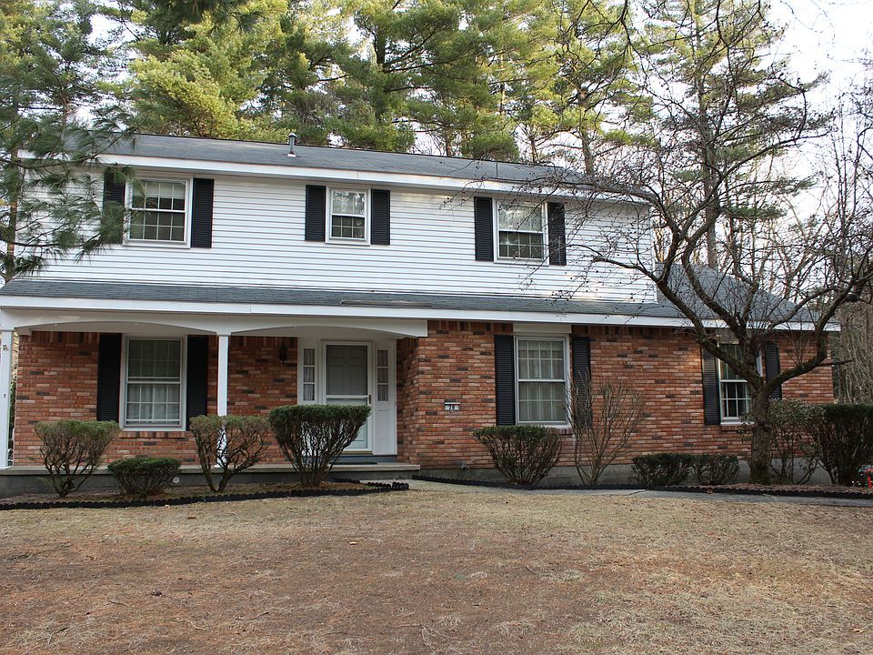 1st image of 28 Northcrest Dr