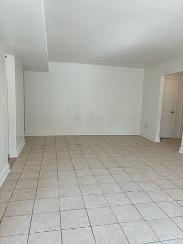 Livingroom View1