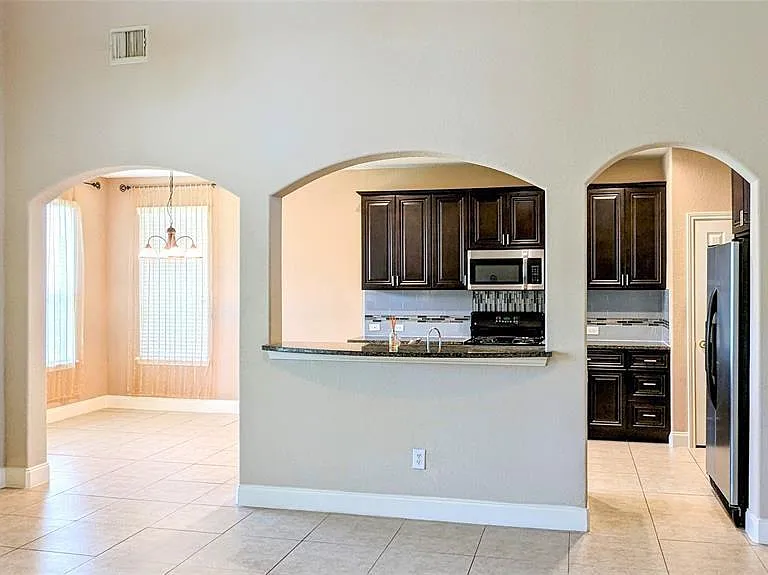 20909 Springport Ct — Photo 14