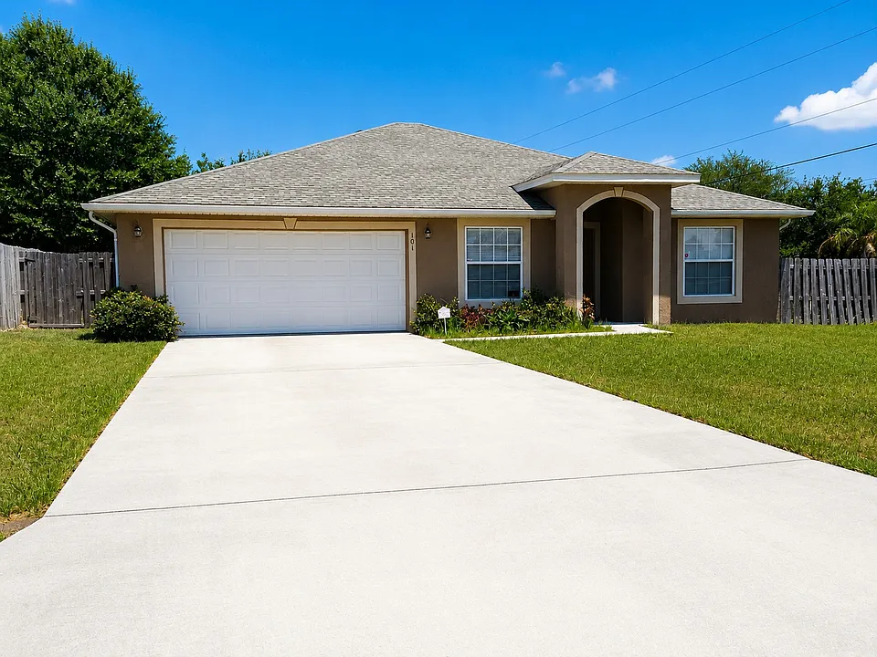 101 Bonito Way