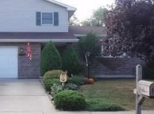 14 Flaherty Dr, Wilkes Barre Township, PA 18706