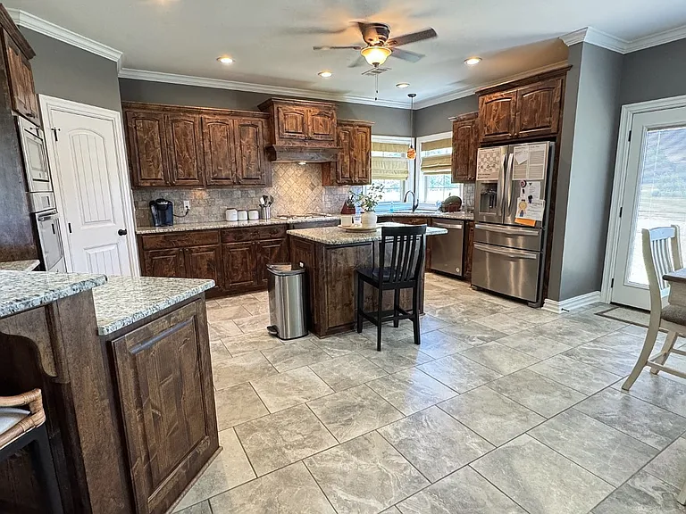 210 Bayou Trace Dr — Photo 13