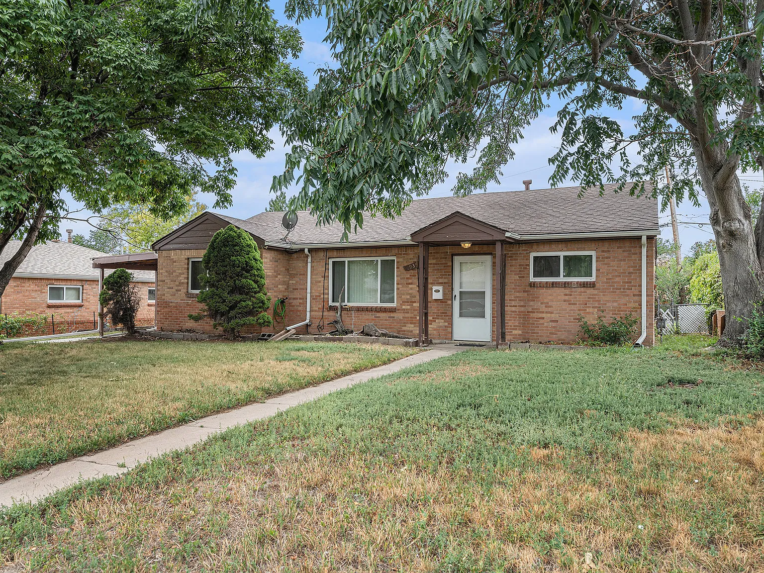3 bed, 1176 sqft, $2,200 — Photo 1