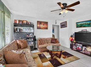 6156 SW 34th St #1-2, Hollywood, FL 33023