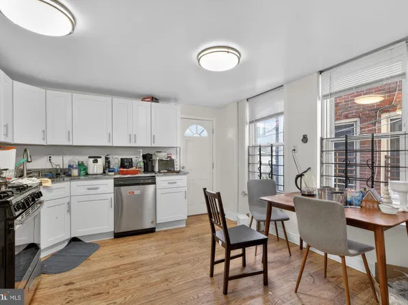 4058 Irving St, Philadelphia, PA 19104