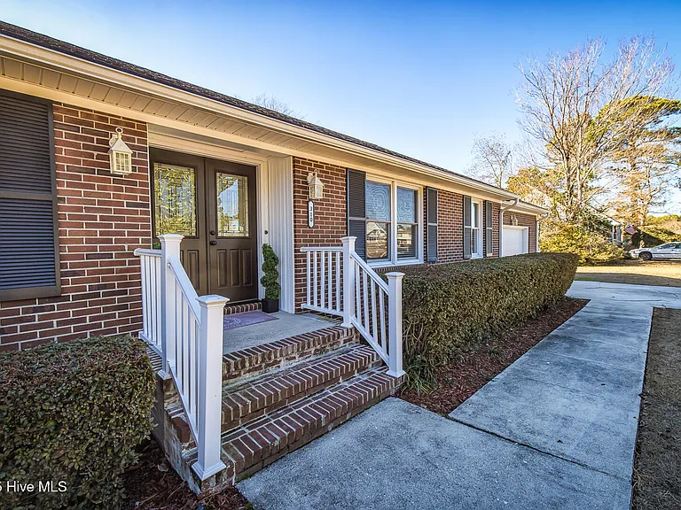 310 R L Honeycutt Dr — Photo 37