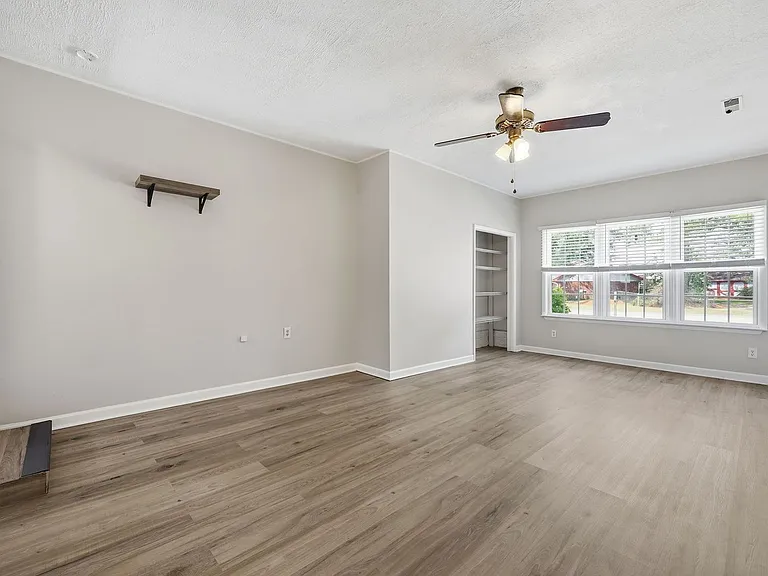 1104 Nan St — Photo 34