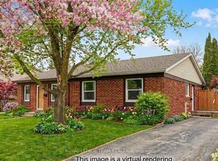 23 Spearman Ln, Ottawa, ON K2L1Y6