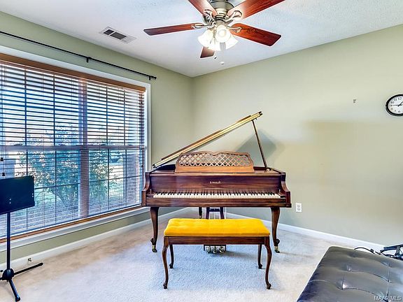 2nd image of 8809 Ashland Park Pl