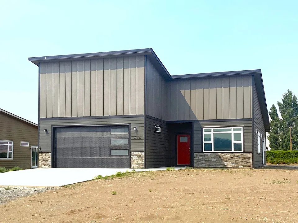414 Lolly Ln