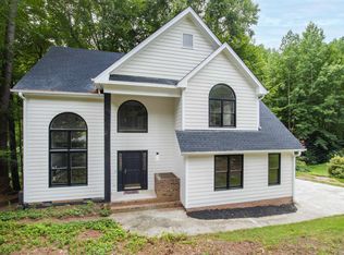 5920 Dunbarton Way, Raleigh, NC 27613