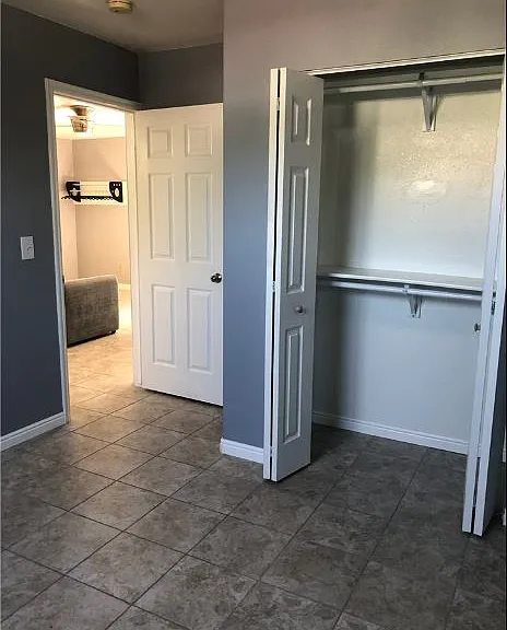 532 E 700 N #1 — Photo 3