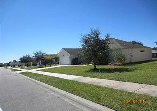 2nd image of 2028 Gloria Cir NE